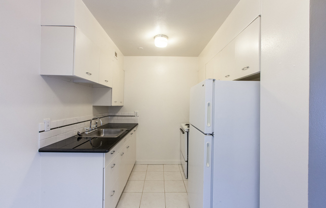 1 bed, 1 bath, 550 sqft, $1,525, Unit 601