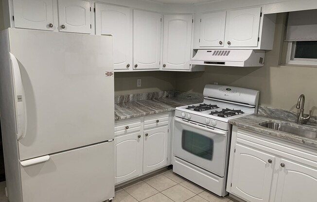 1 bed, 1 bath, 800 sqft, $1,900, Unit 1