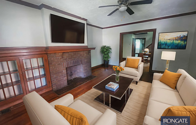 1105-1107 Grafton Ave