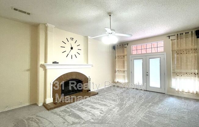 1307 EDINBORO LN