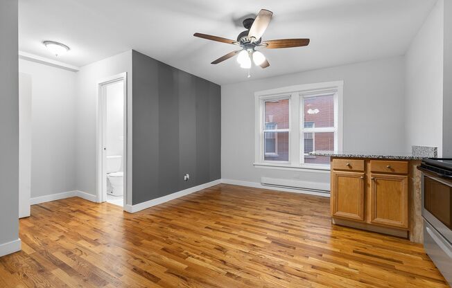 Studio, 1 bath, 250 sqft, $1,250, Unit 7450-26