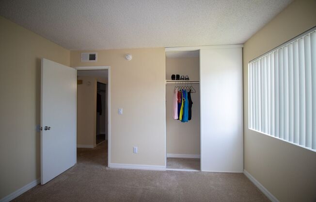 2 beds, 2 baths, 810 sqft, $2,875, Unit F-7