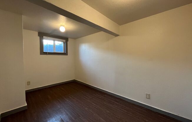 1 bed, 1 bath, 340 sqft, $845, Unit 18