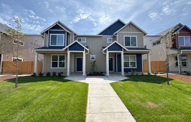Brand New 3 Bed / 2.5 Bath Duplex! $250 Amazon Gift Card! *FIRST MONTH'S RENT IS FREE!*