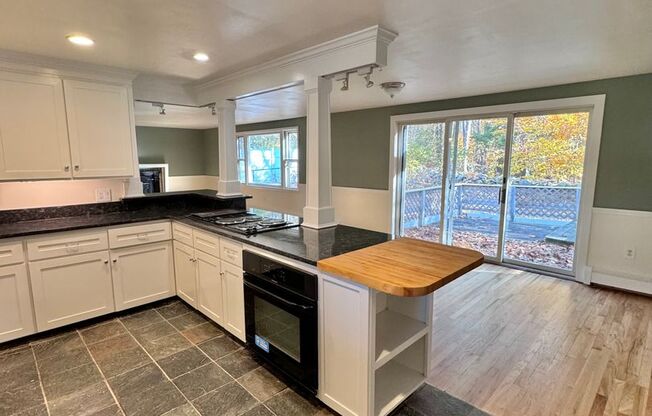 Renovated Single Family 3 Bed / 2.5 Bath w/ Bonus Room, Finished Basement, Wet Bar and MORE!