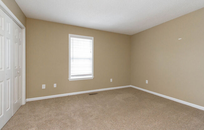 Woodland Manor Condominiums