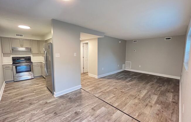 Stunning newly renovated 2 BD with washer/dryer connections!