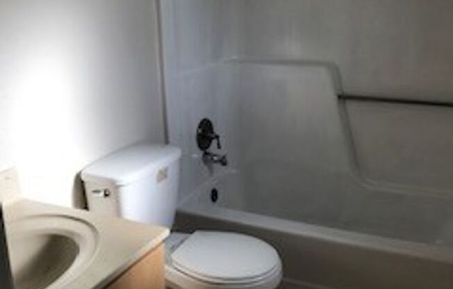 2 beds, 2 baths, 900 sqft, $2,250, Unit 2176#01