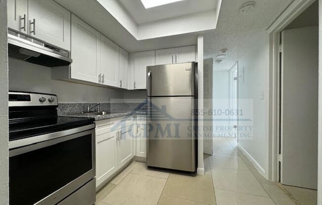 2 beds, 1 bath, 925 sqft, $1,925, Unit 107