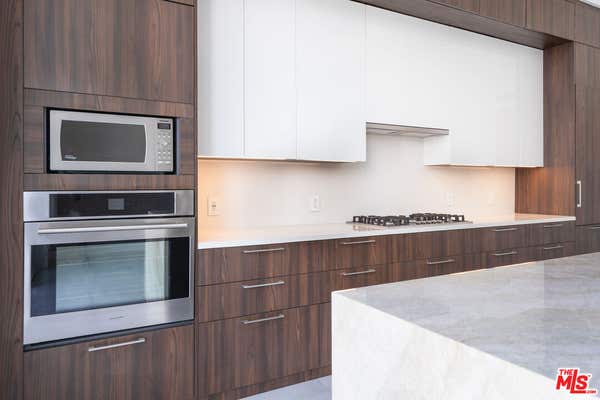 3 beds, 3 baths, 2,676 sqft, $14,300, Unit 1