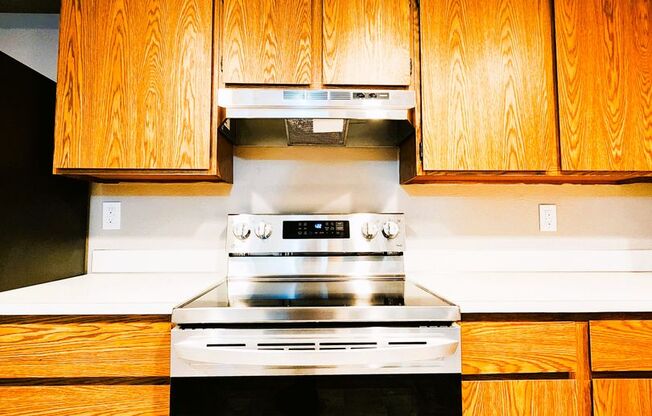 1 bed, 1 bath, 643 sqft, $1,275, Unit 227