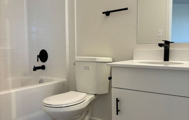 Studio, 1 bath, 356 sqft, $1,450, Unit 304