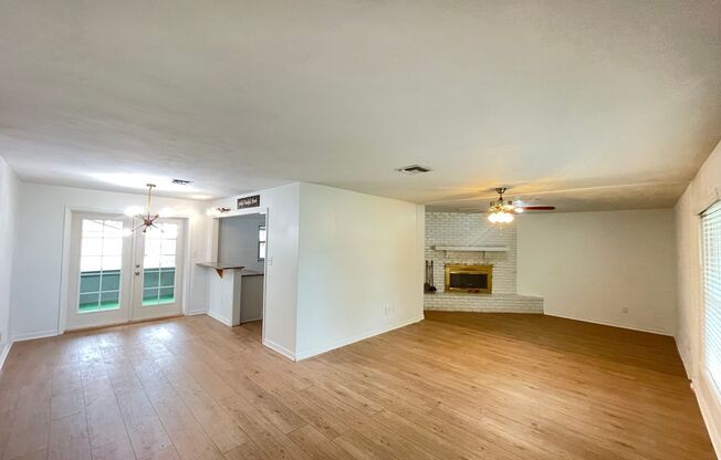 44 S CORTEZ AVE