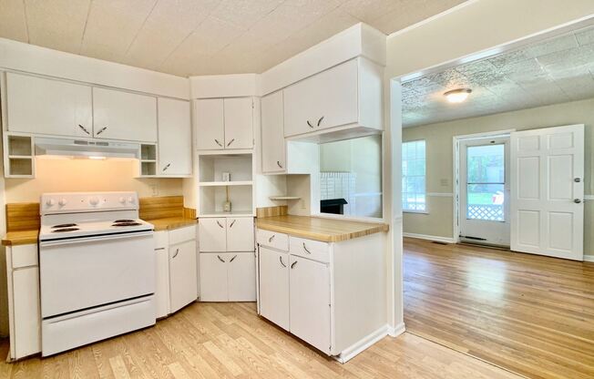 61 Springbrook