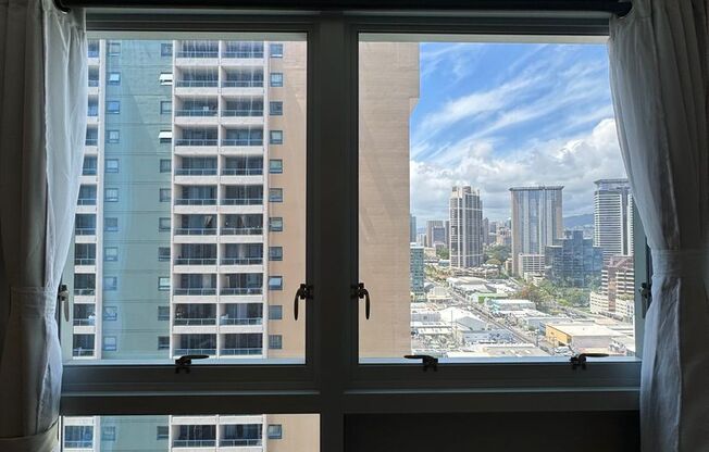 1 bed, 1 bath, $2,500, Unit UNIT # 2103
