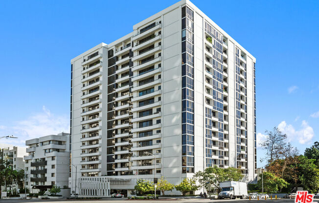 2 beds, 2.3 baths, 1,859 sqft, $7,800, Unit 804