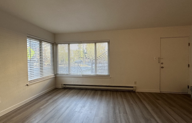 5926 FAUNTLEROY WAY SW