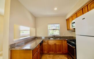 Two story unit w/ spiral staircase blocks from downtown Berkeley! In unit washer dryer!