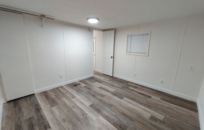 2 beds, 1 bath, 500 sqft, $1,150, Unit 5