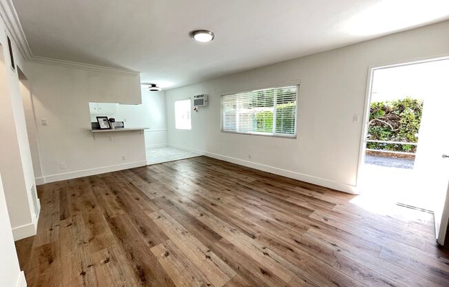 15114 Dickens St.