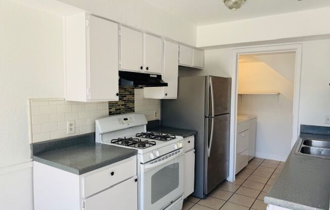 South Austin Stunner