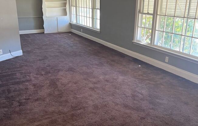 10518 Parkhurst Dr.