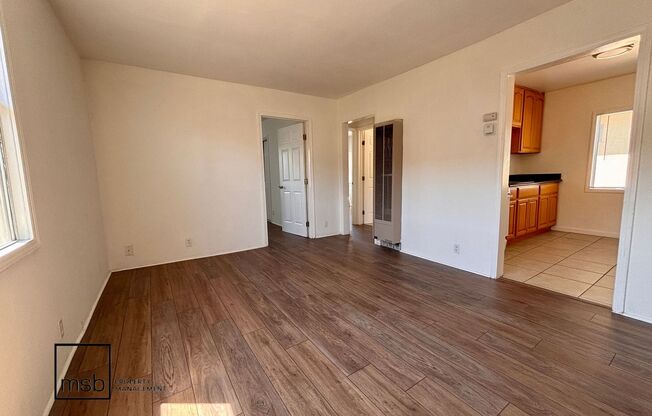 1083-1085 67th St, Oakland, CA 94608