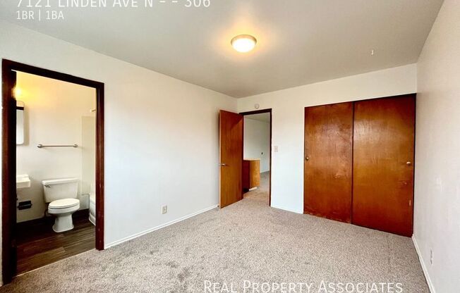 7121 LINDEN AVE N