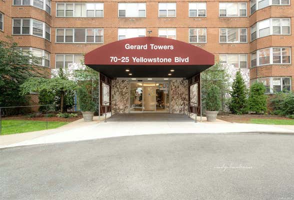 1 bed, 1 bath, $2,950, Unit 17O