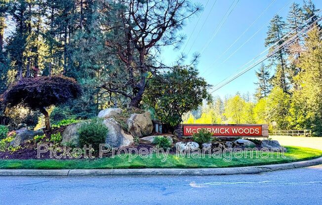 3835 SW ALAVA CT