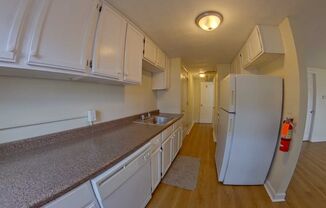 3D Tour Available - Centrally located 1 bedroom apartment with Washer & Dryer in Building! Available August 5th!