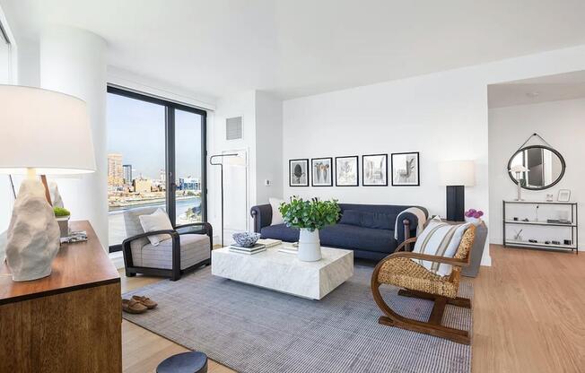 1 bed, 1 bath, $4,800, Unit 2PH1P