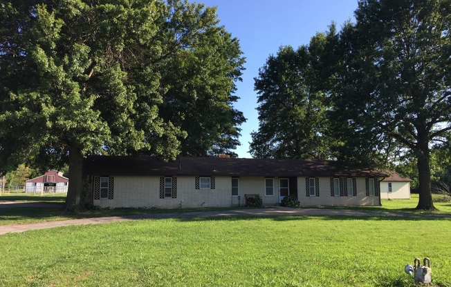 Peaceful Country Home! Owasso Schools