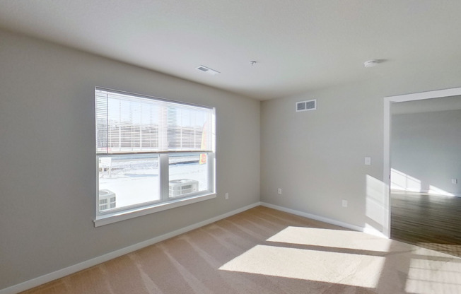 1 bed, 1 bath, 1,021 sqft, $1,465, Unit 5
