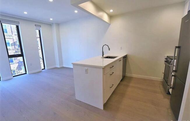 1 bed, 1 bath, 565 sqft, $3,154, Unit 3C