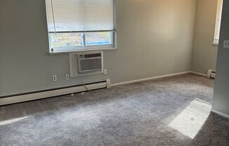 1 bed, 1 bath, $800, Unit Unit 4