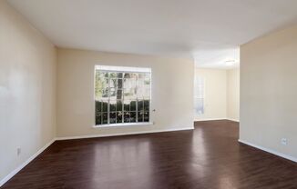 Classic 1/1 in the Heart of Monte Vista