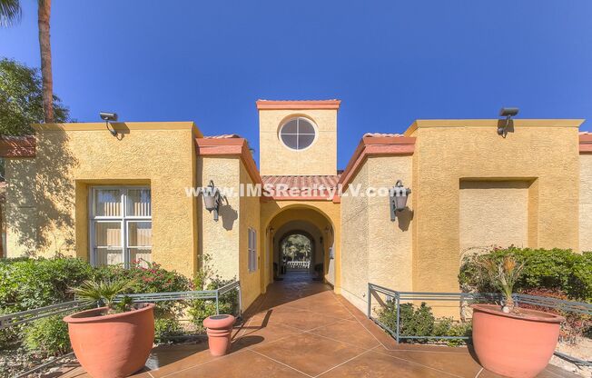 2 beds, 2 baths, $1,800, Unit Unit 123