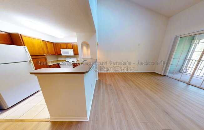 1 bed, 1 bath, 1,012 sqft, $1,425, Unit 536