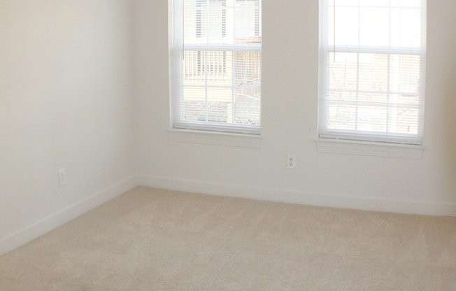 3 beds, 2 baths, 1,254 sqft, $1,799, Unit 4-4201