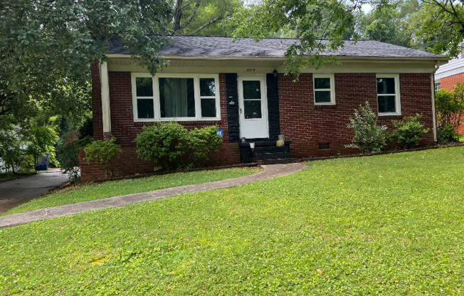 3008 ENFIELD RD