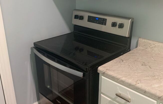 1 bed, 1 bath, $800