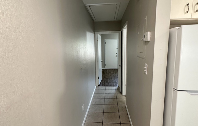 1 bed, 1 bath, 522 sqft, $800, Unit E