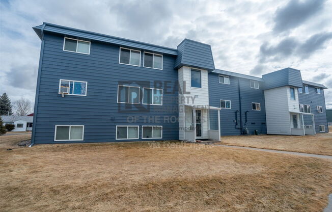 1 bed, 1 bath, 605 sqft, $895, Unit F301