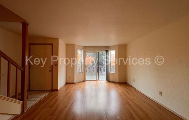 I Street Townhomes (IST)