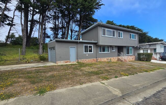 Charming Upgraded Home In Daly City, CA... Available Now !!