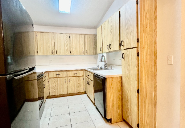243 RIDGECREST LOOP