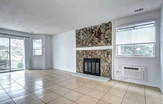 2 bed 1 bath Condo in Victoria Crossing II