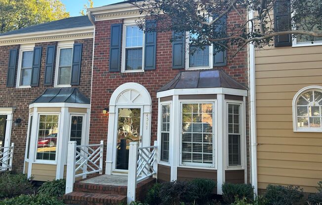 2 Bed | 2.5 Bath Townhouse In North Raleigh - Freshly Painted!