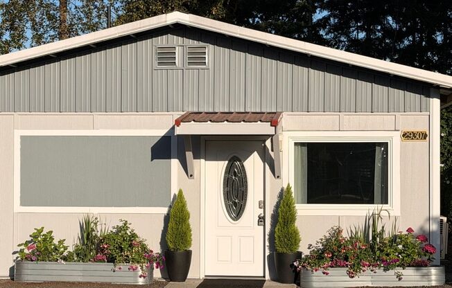2B/1 BA House in Lakeland North neighborhood of Auburn, $2,100/mo.